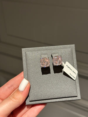Earrings with pink moissanite 4ct each