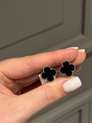Earrings onyx white gold