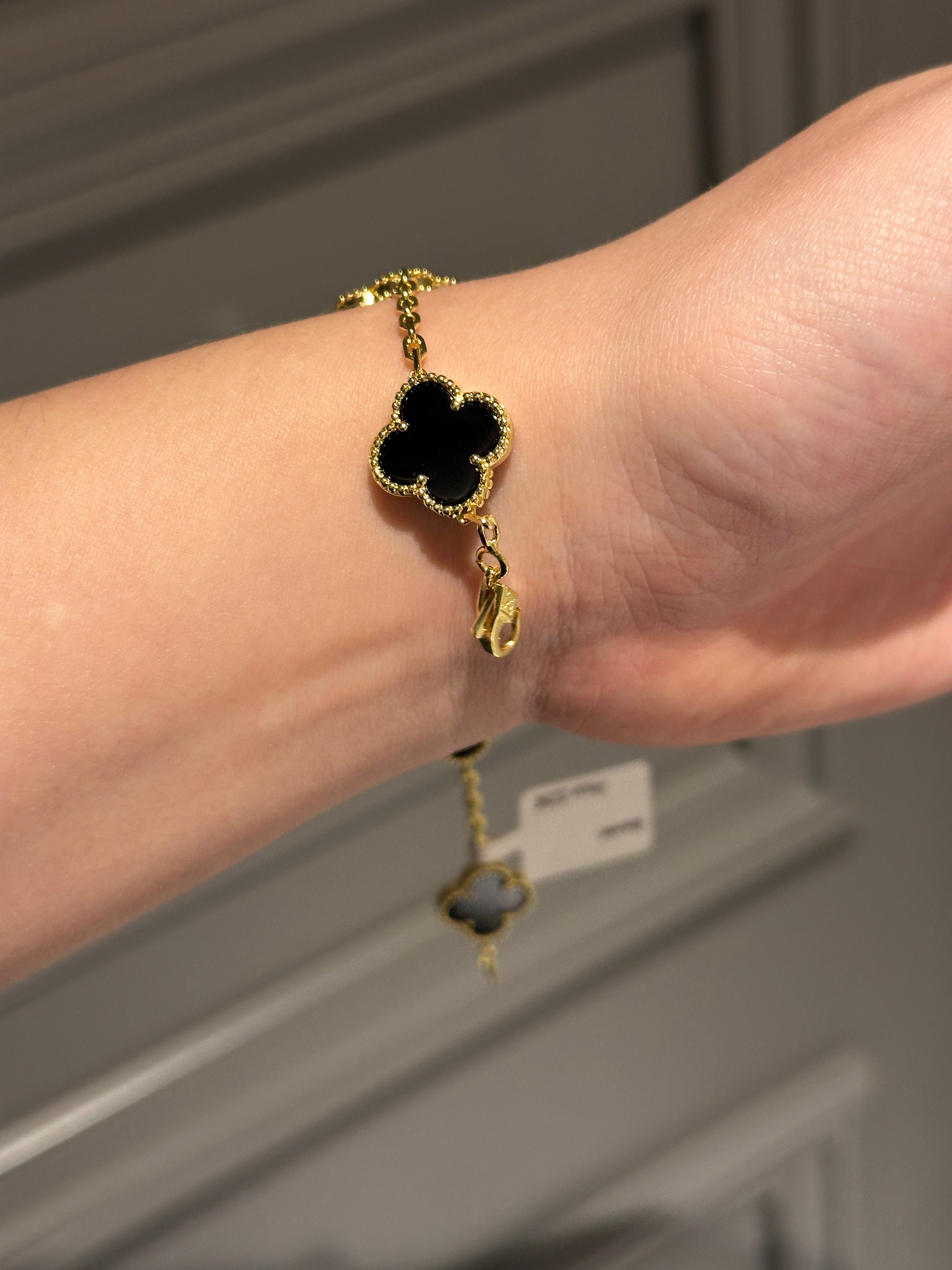 Bracelet onyx yellow gold