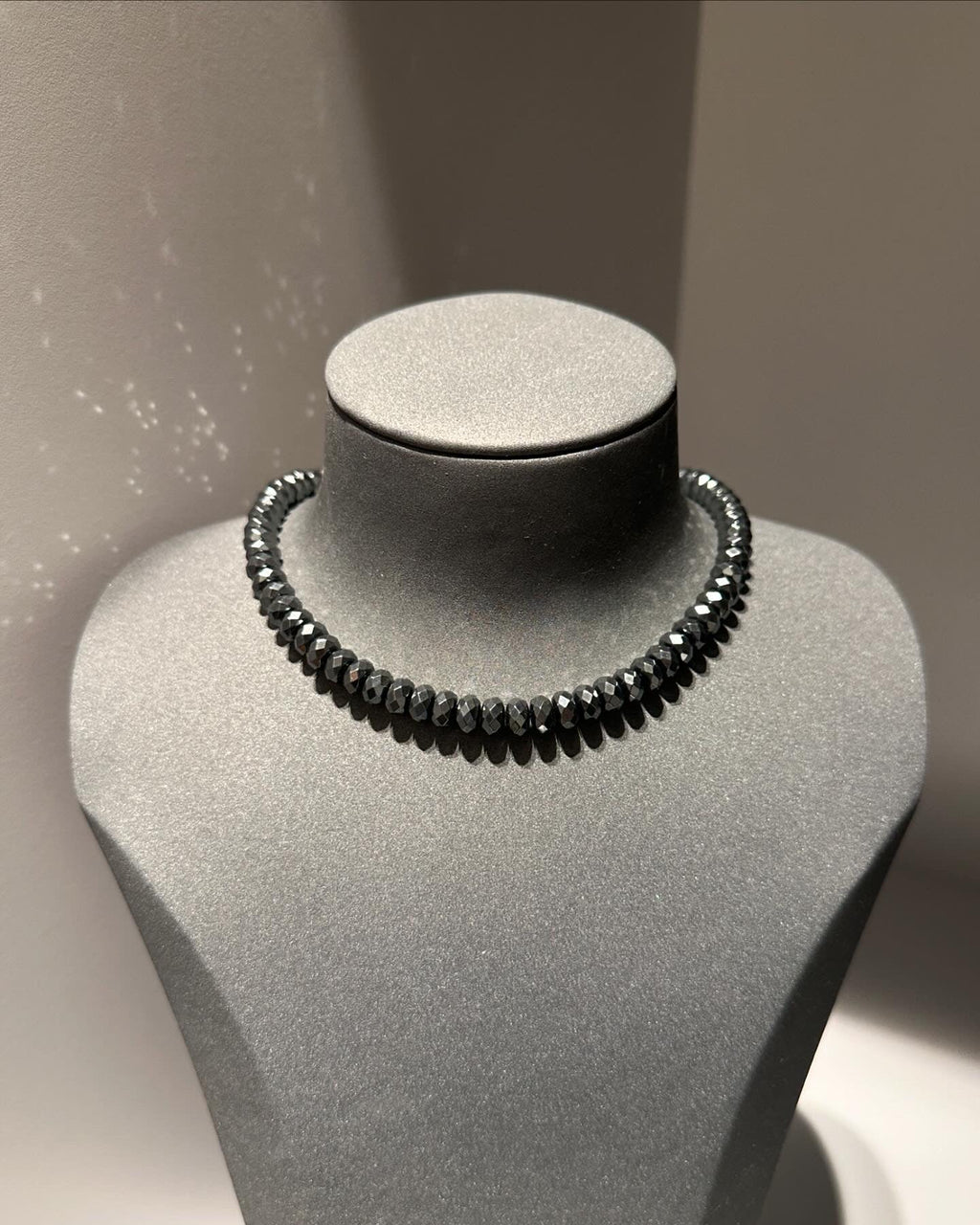 “Sogno” hematite necklace