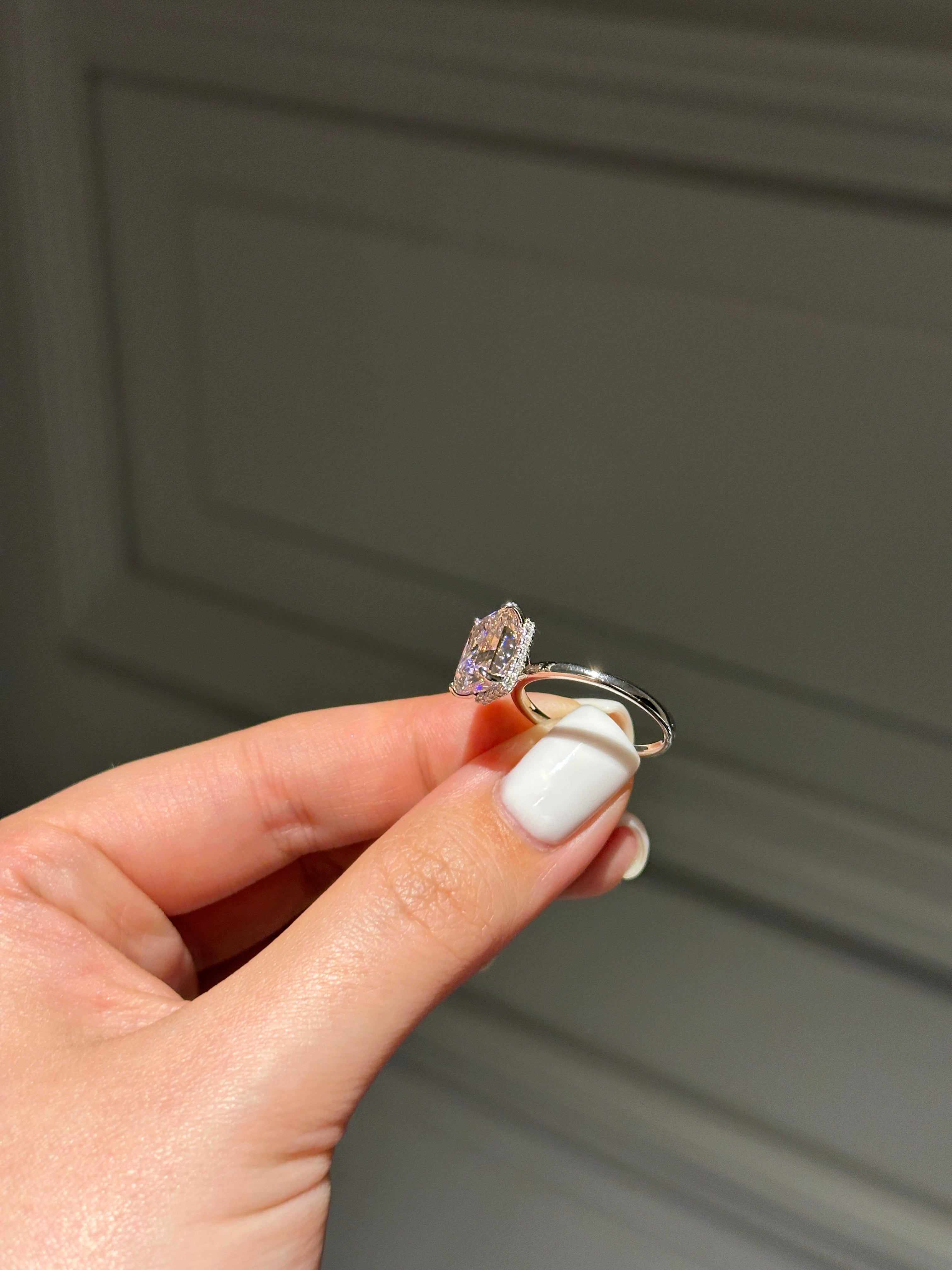Ring with pink stone