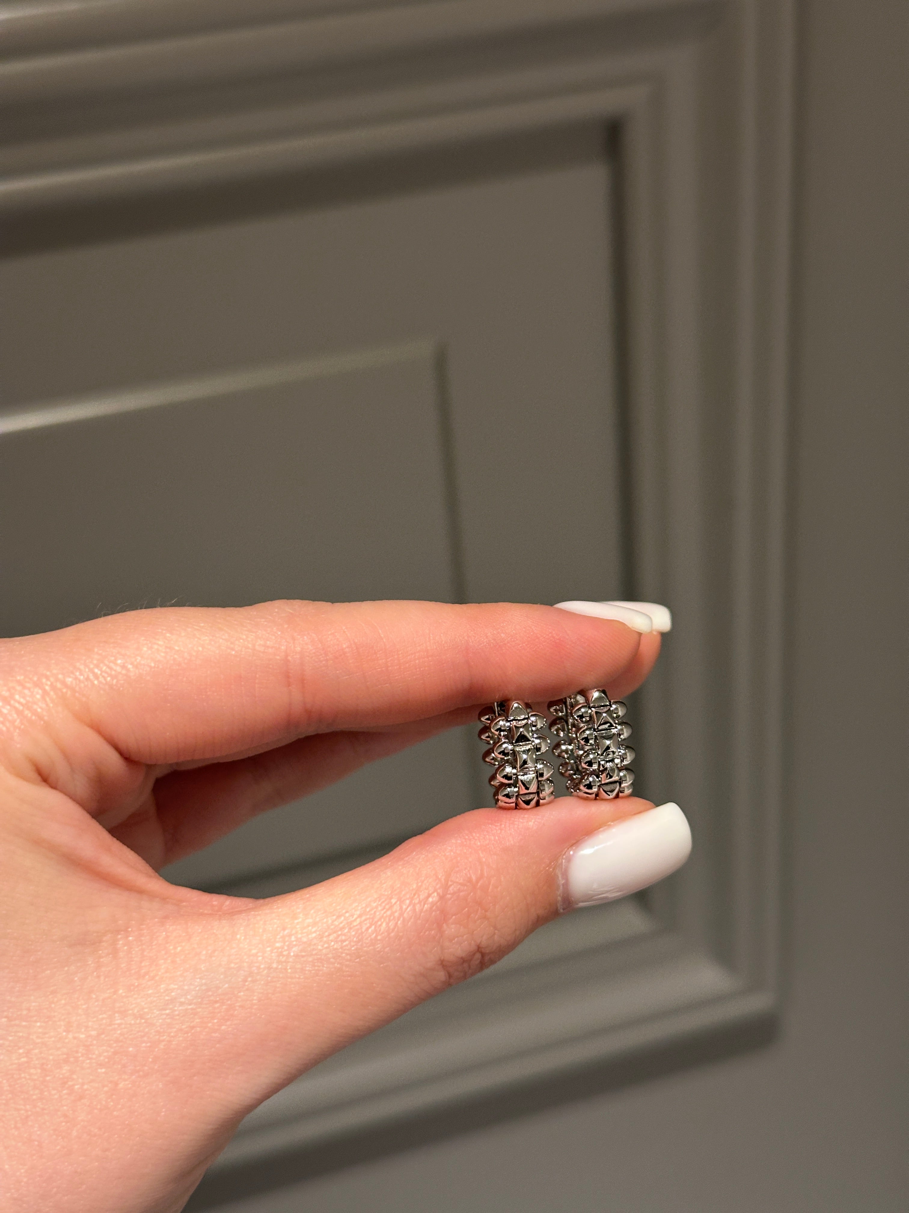 Earrings white gold