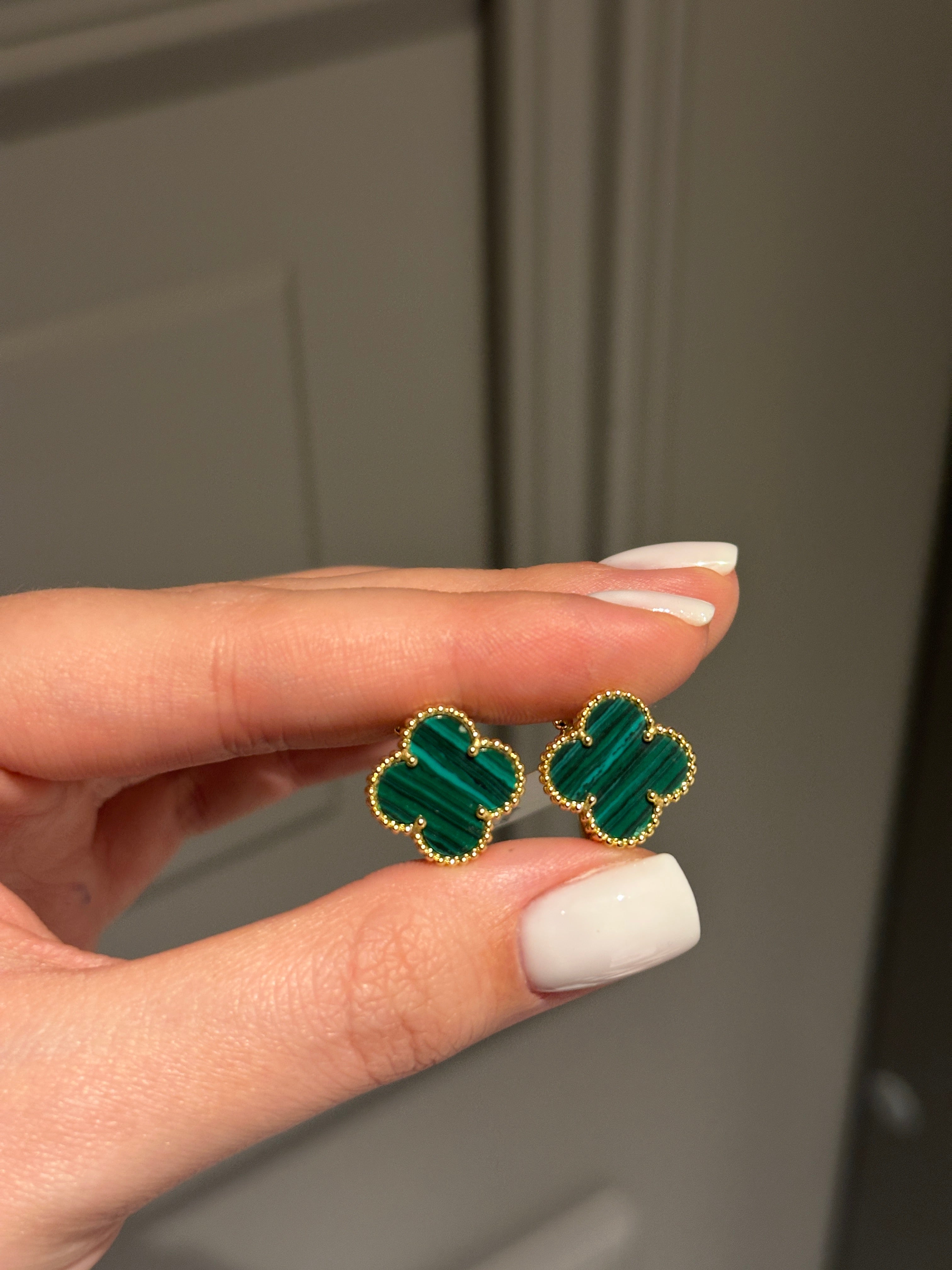 Earrings malachite