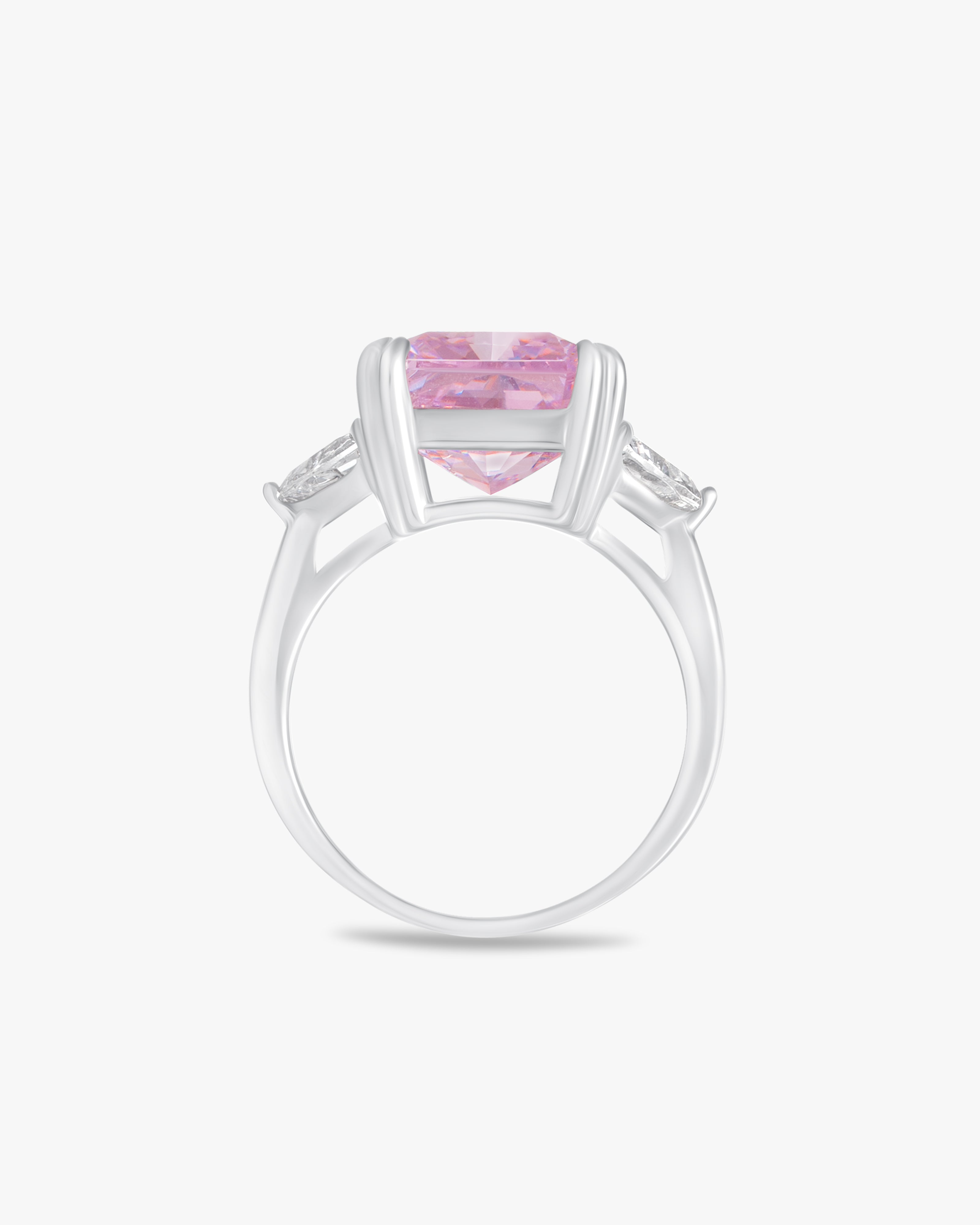 Ring with pink stone