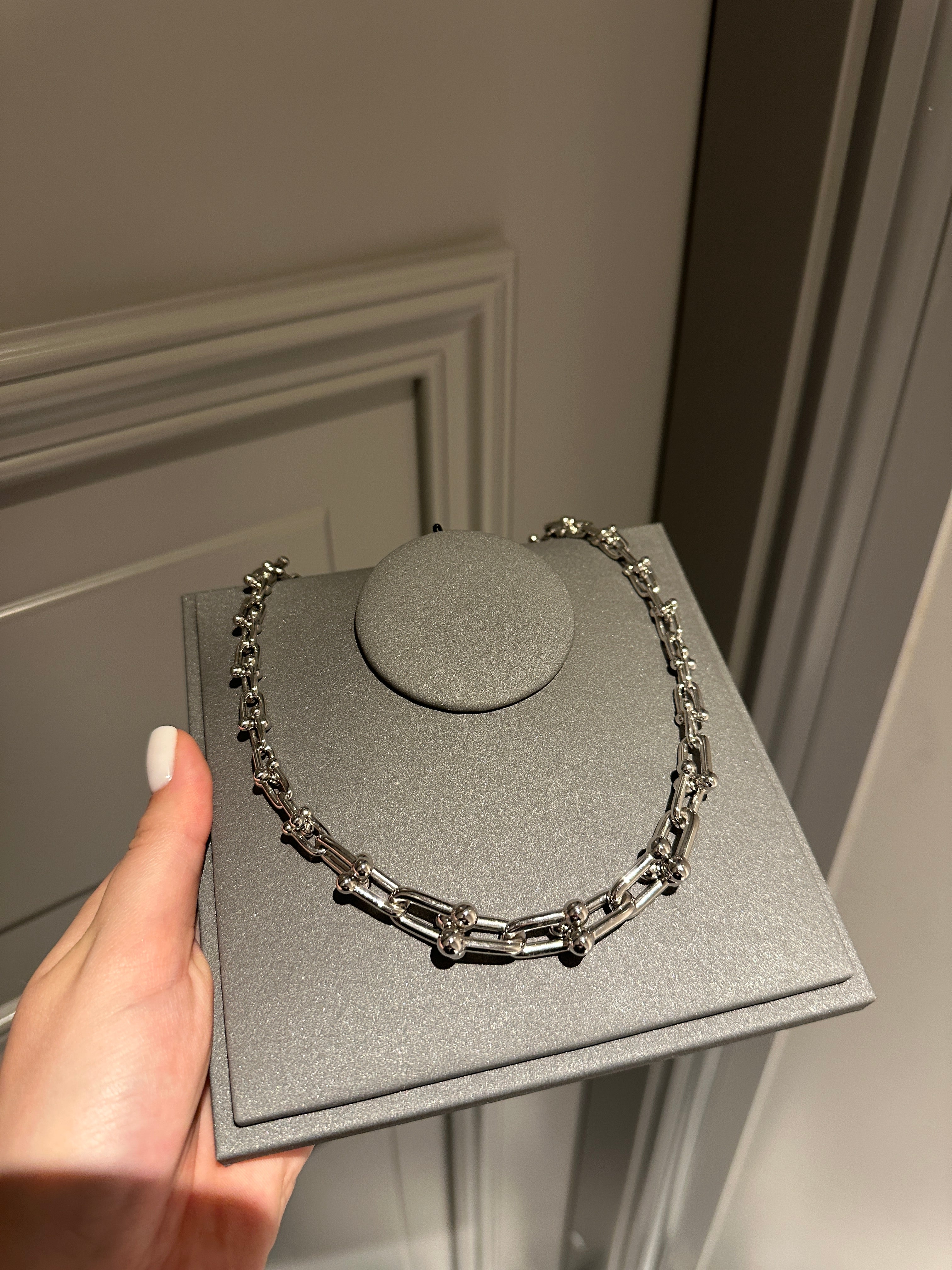 Necklace white gold