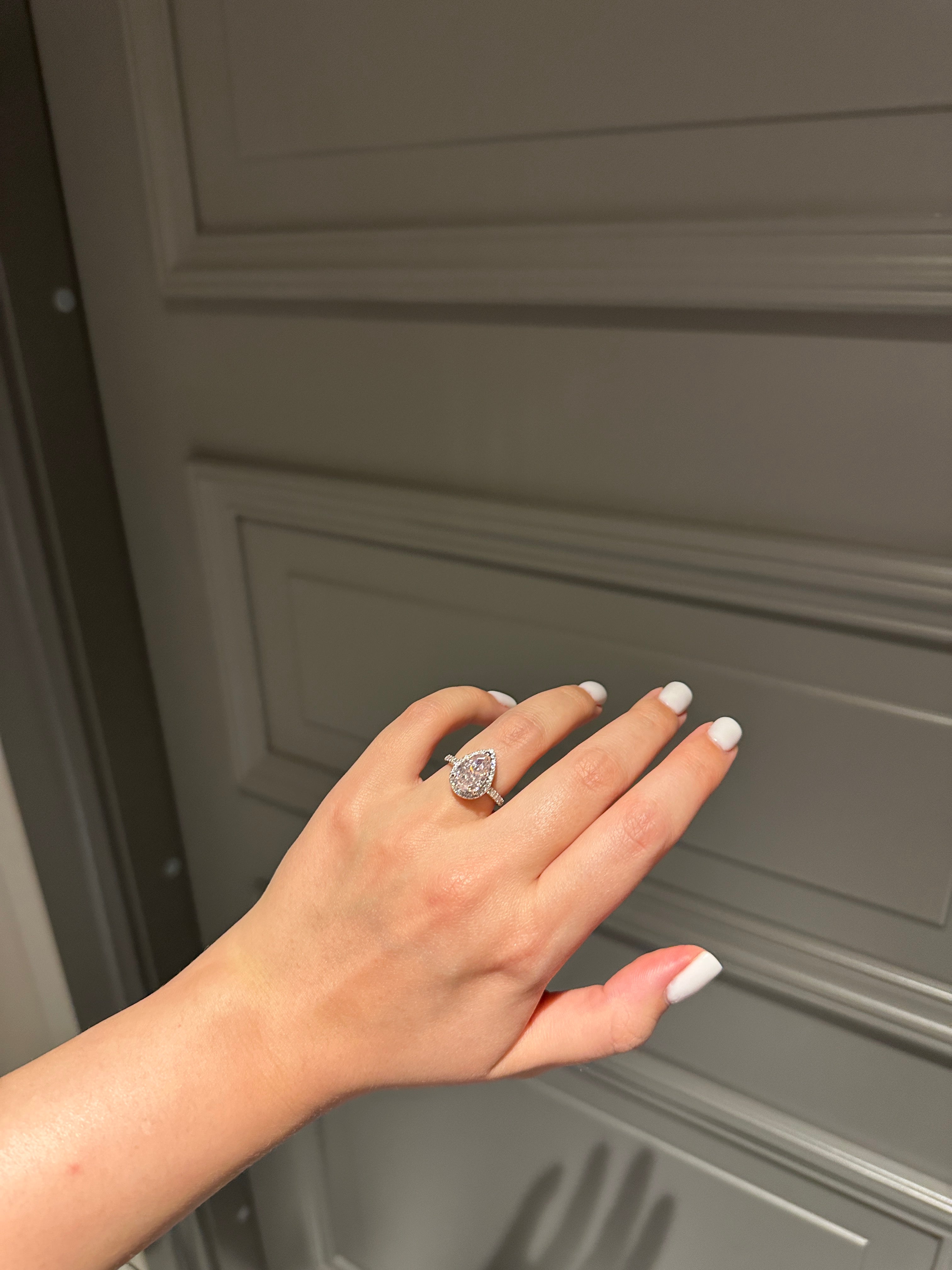 Ring with pink stone