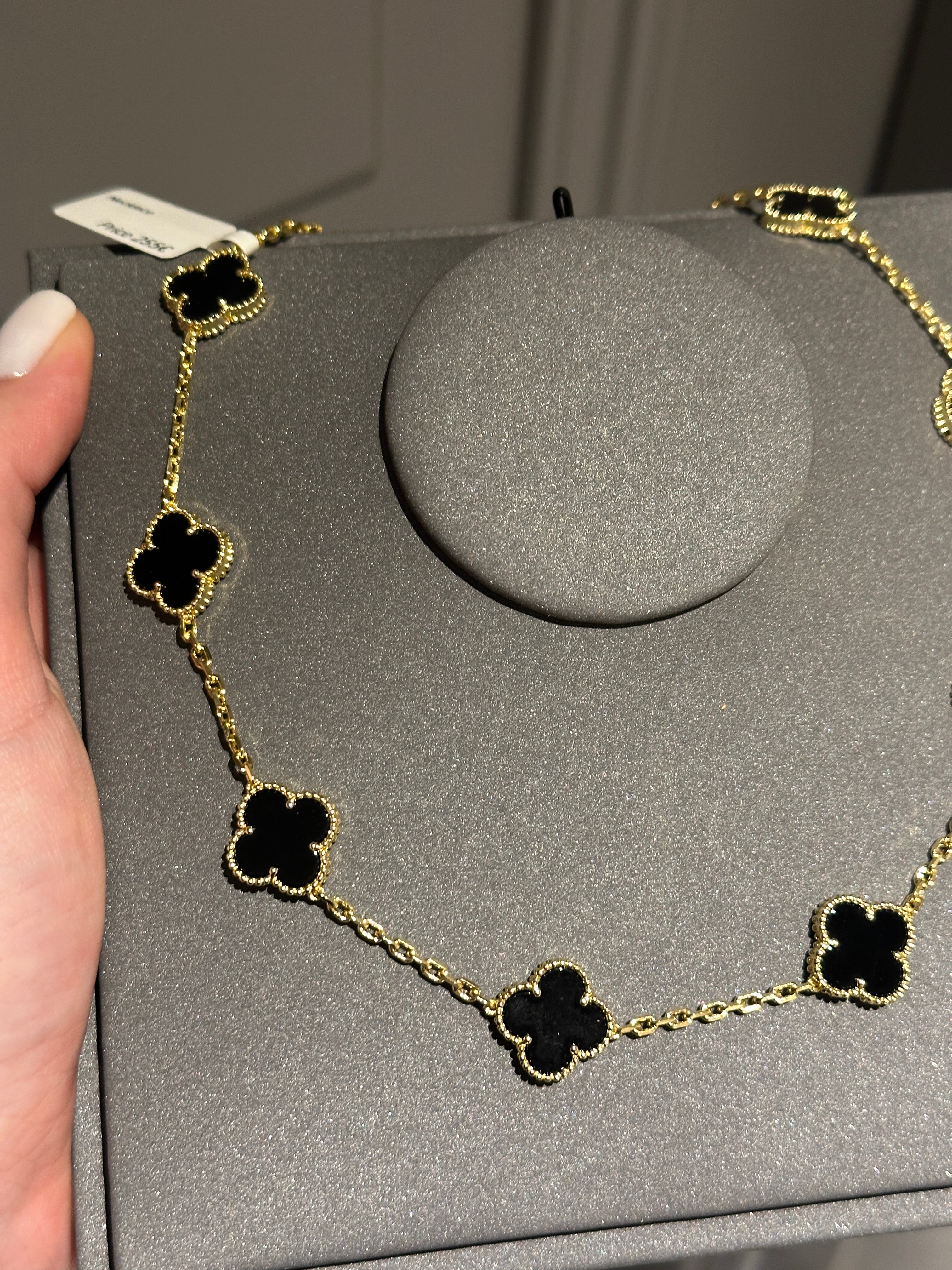 Necklace onyx