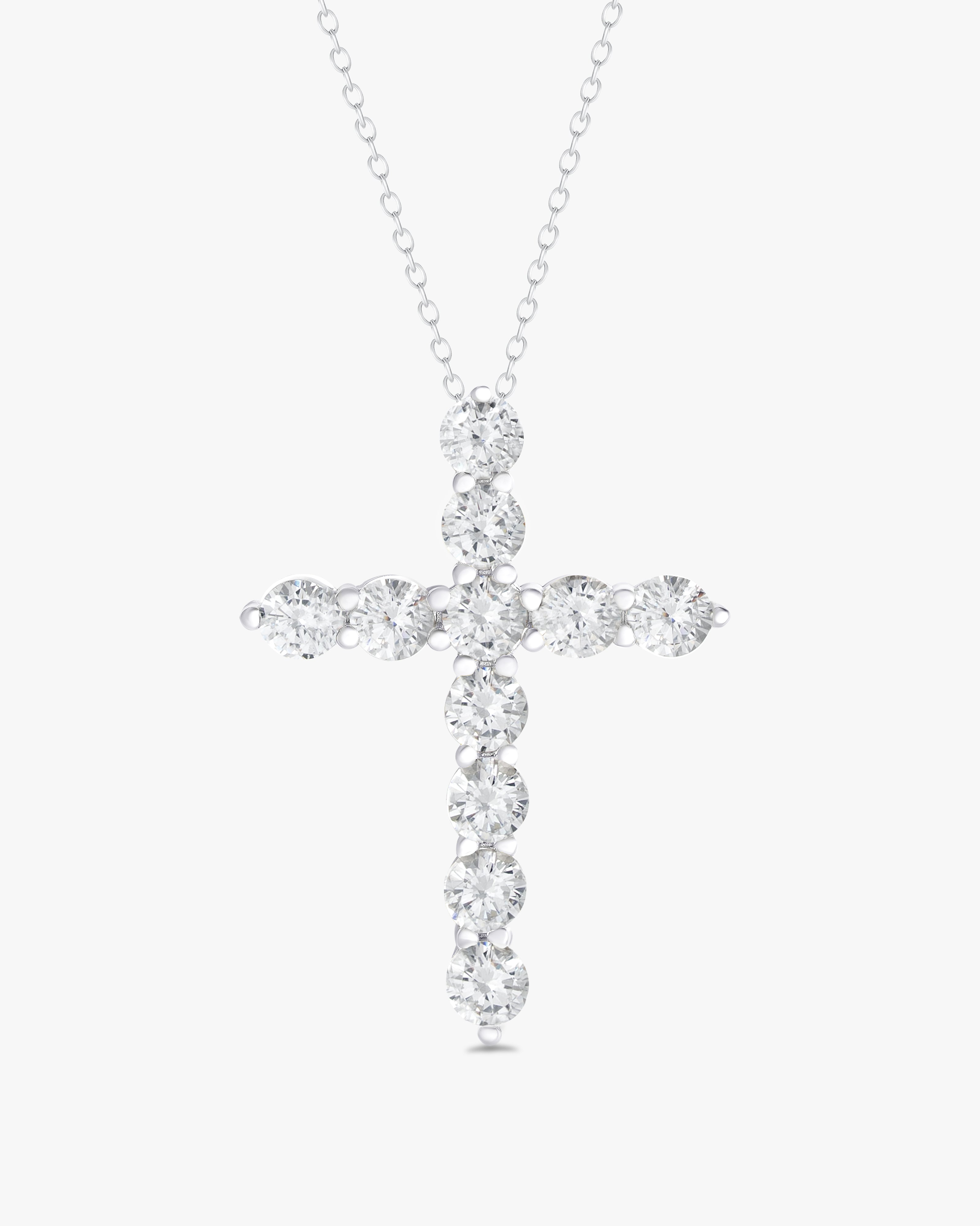 Classic round cut cross pendant
