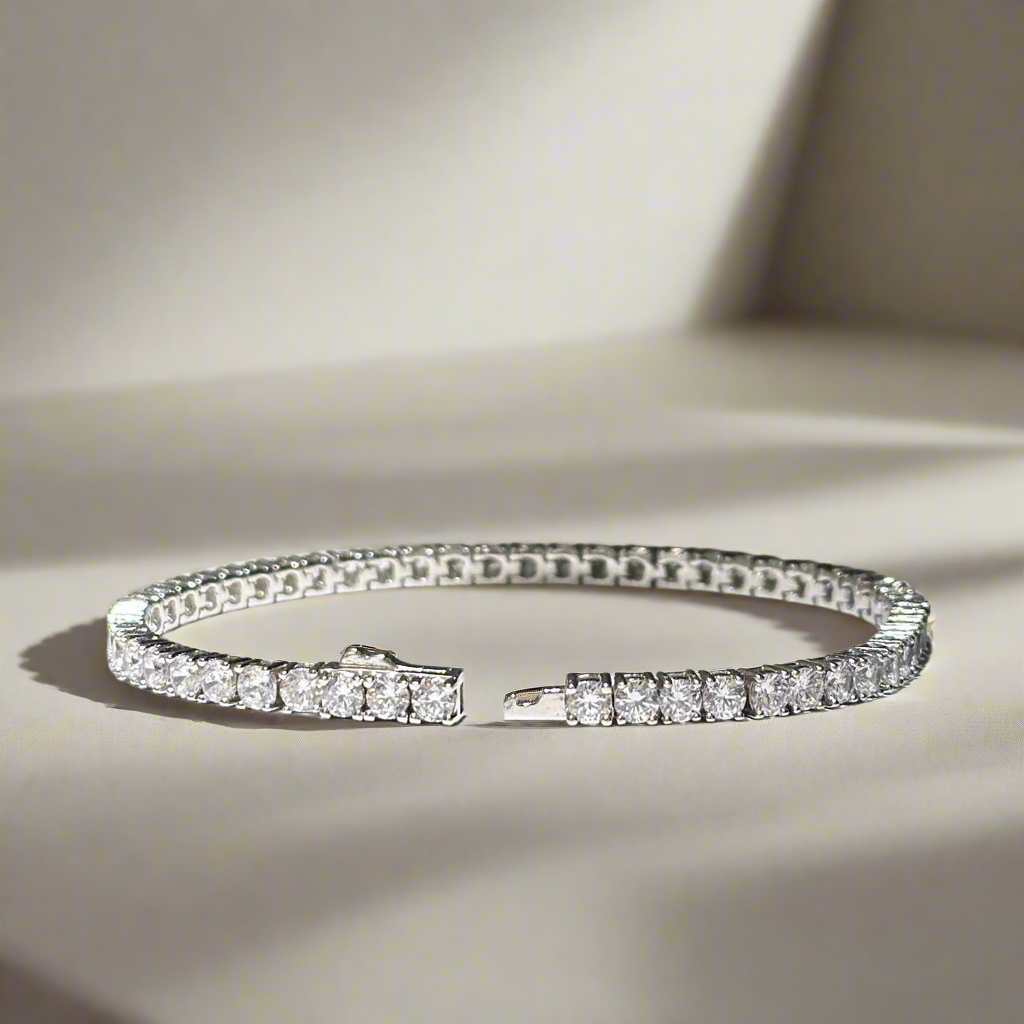 Tennis bracelet