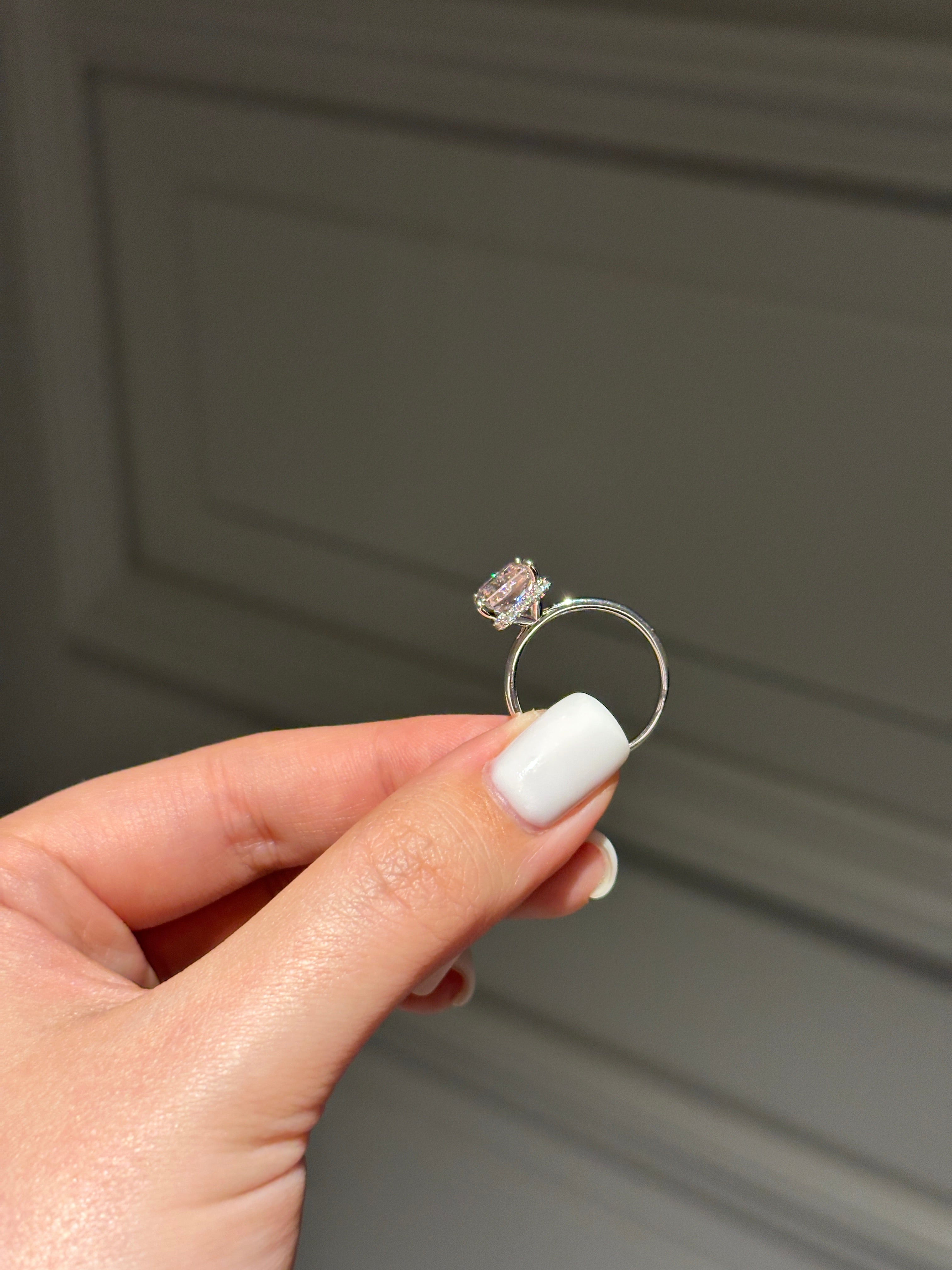 Ring with pink stone