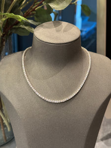 Classic tennis necklace