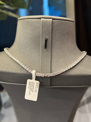 Classic tennis necklace