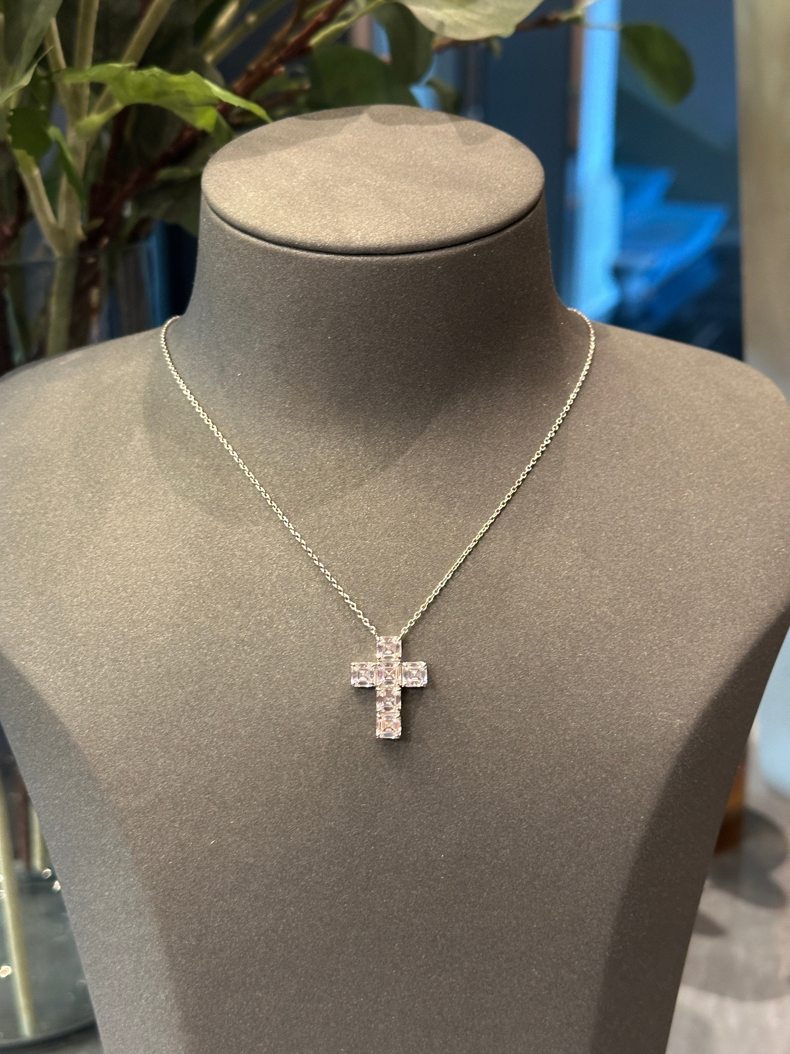 Necklace cross