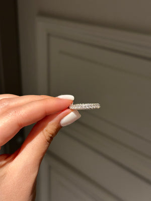 Round pavé eternity ring