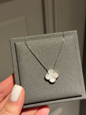 Pendant mother of pearl white gold