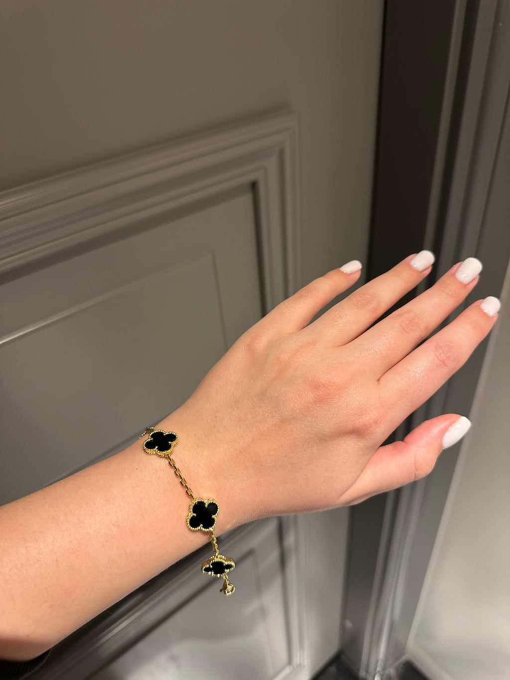 Bracelet onyx yellow gold