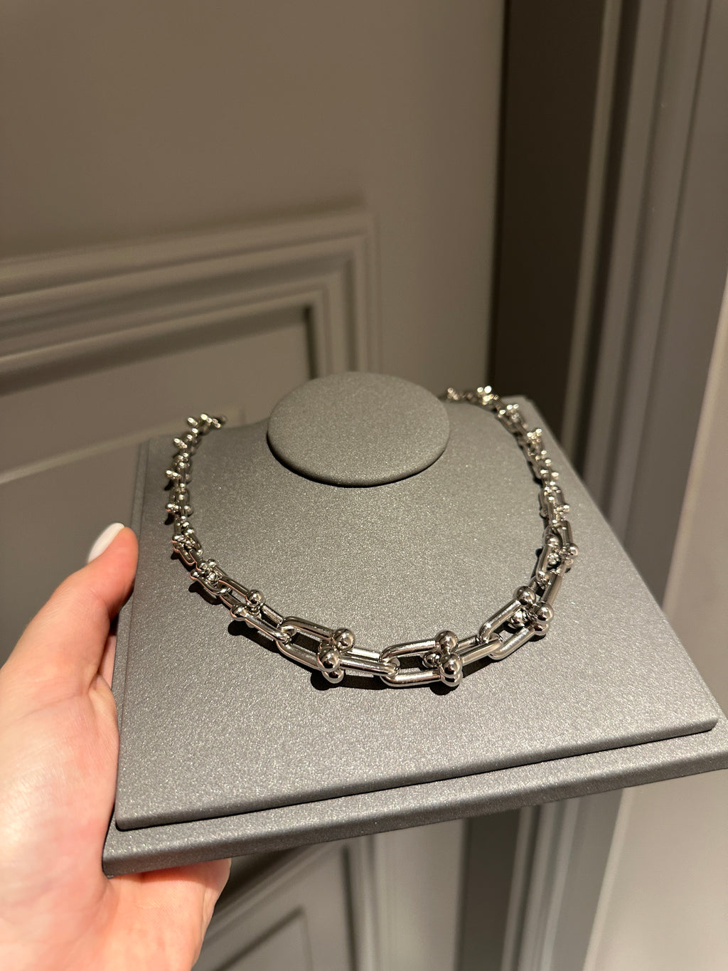 Necklace white gold