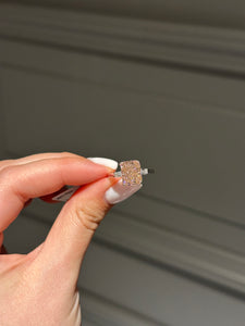 Ring with pink stone