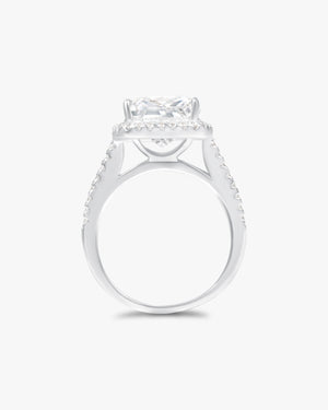 Radiant cushion cut ring