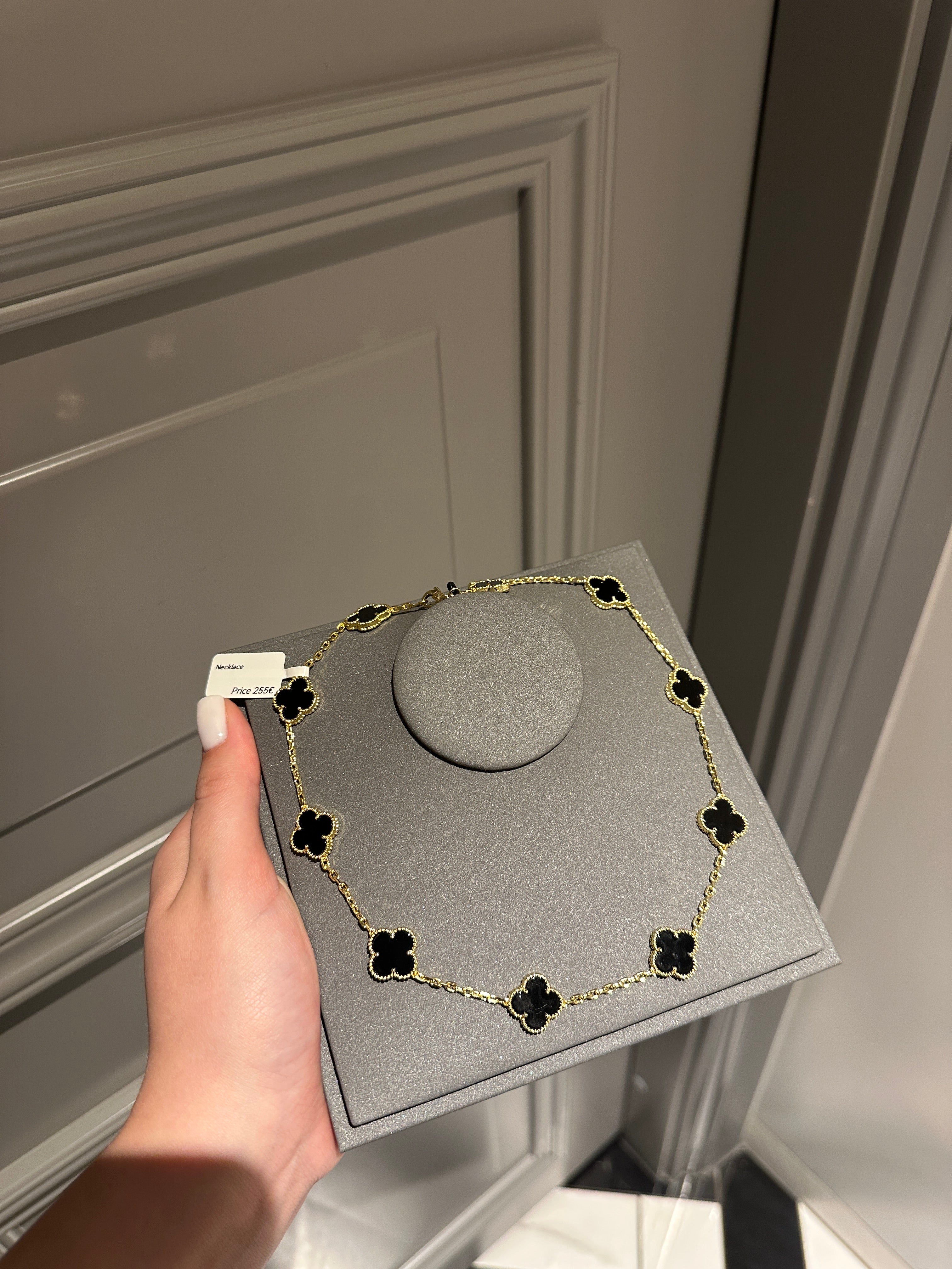 Necklace onyx