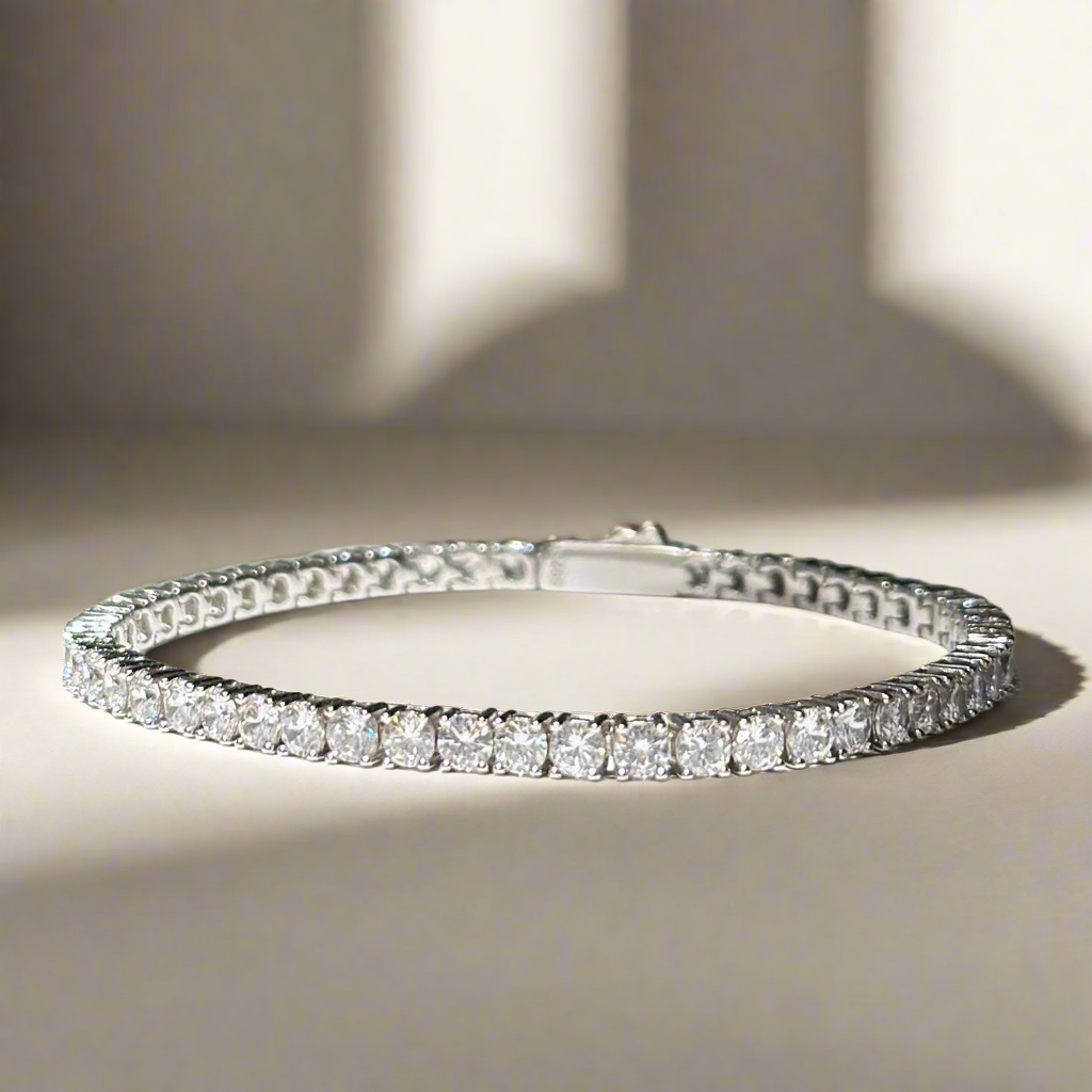 Tennis bracelet