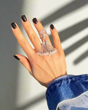 Ring with tassels
