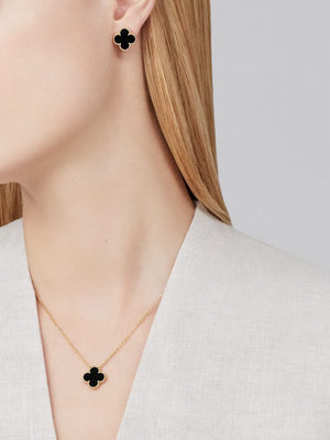 Earrings with english lock