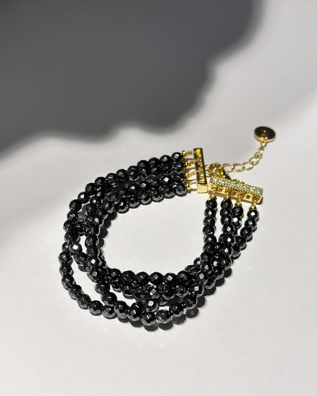 “Tesoro” hematite bracelet