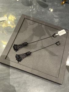 Earrings tassels black