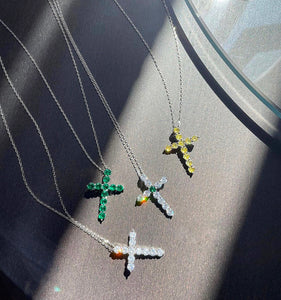 Pendant cross