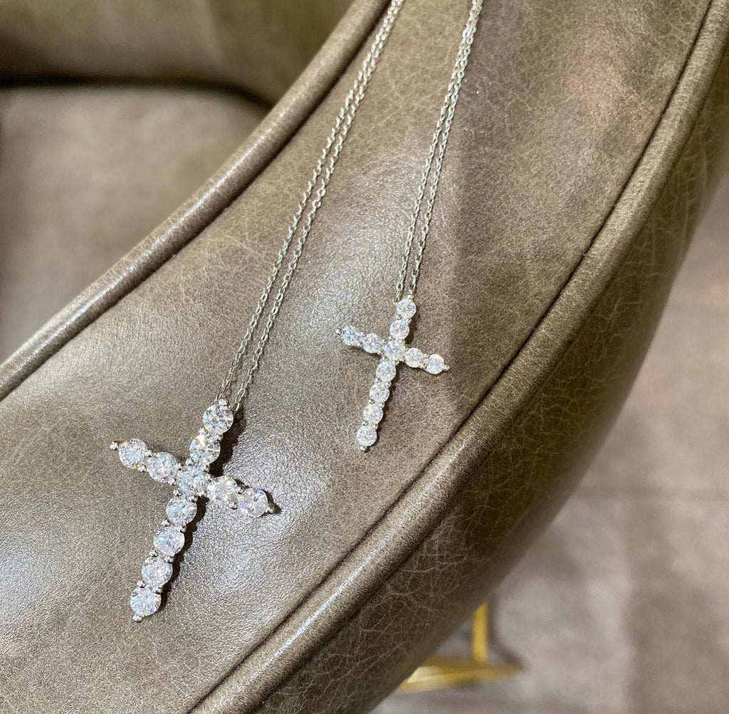 Pendant Cross with round cut white stones